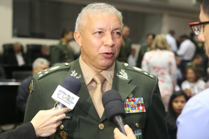 O general Julio Cesar Arruda, que vai assumir o comando do Exército