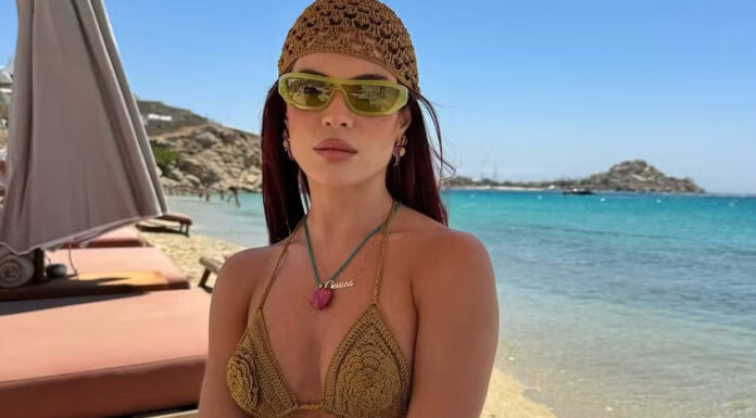 Gkay é exaltada em cliques na praia após rebater onda de críticas: ‘Maravilhosa’