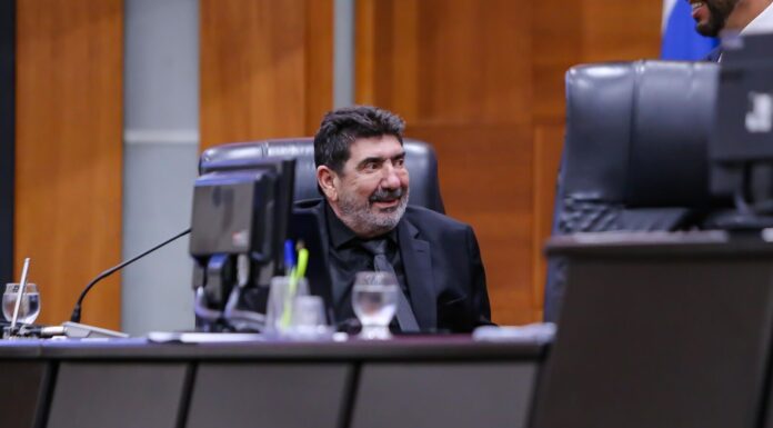 Dr. João ultrapassa marca de 100 leis sancionadas e consolida atuação firme em prol de Mato Grosso