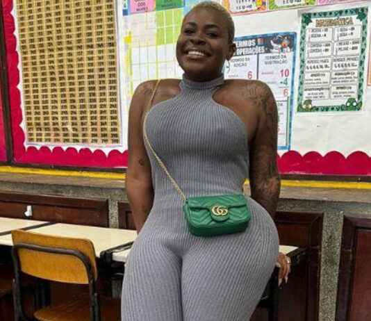 Jojo Todynho exibe look fitness e manda recado: ‘Gostosa anda com gostosa’