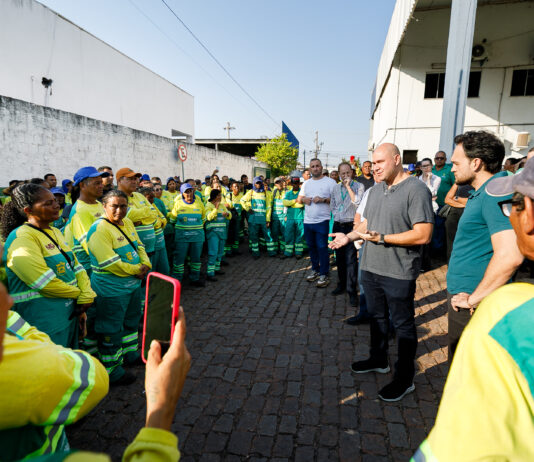 Prefeito anuncia ajustes na Limpurb e garante proteção aos trabalhadores