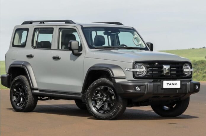 Tank 300 Hi4-T: tecnologia híbrida com DNA off-road