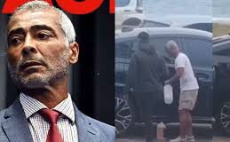 Veja Vídeo – Carro de R$1,5 milhão de Romário enguiça no meio da rua no RJ; veja