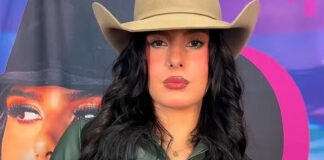 Ana Castela posa com a barriga de fora e recebe elogios de Zé e Poliana: ‘Lindaaa’