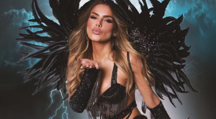 Erika Schneider brilha em ensaio de Halloween da Gaviões da Fiel: ‘Musa’