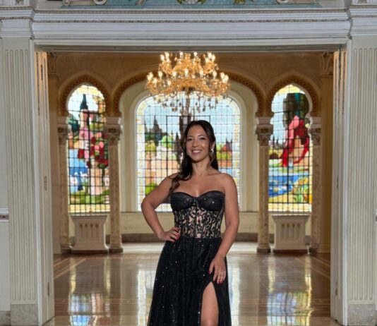 13 Anos de Elegância e Estilo – Aline Dress Noivas