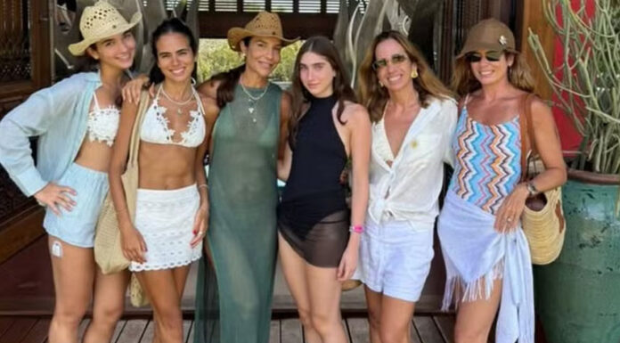Ivete Sangalo aposta em look vazado para dia de praia em Trancoso: ‘Com a família’