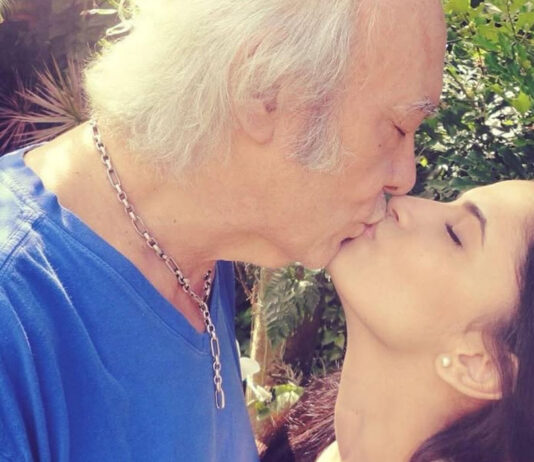 Esposa de Erasmo Carlos relembra cantor após episódio com celular: ‘Emergencia’