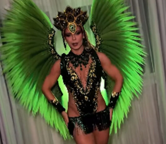 Sheila Mello brilha em ensaio da União Imperial no Carnaval de Santos: ‘Musa’