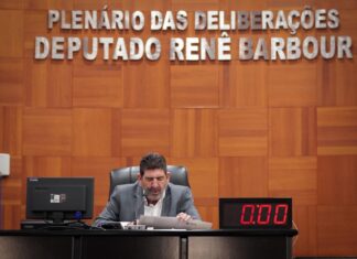 Dr. João participa de audiência pública sobre implantação de Clínica de Hemodiálise em Nova Mutum