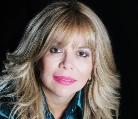 Empresária e jornalista morre após luta contra o câncer