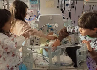 Carol Cabrino recebe alta com o filho Filippo após dias ‘intensos’ de internação: ‘Em casa’