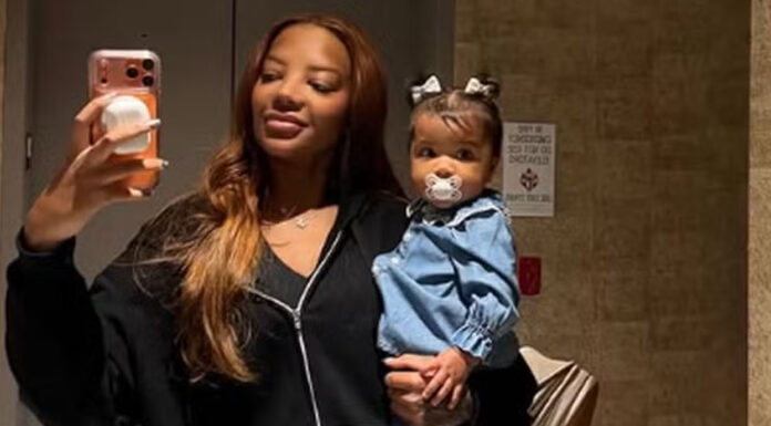 Ludmilla encanta fãs ao posar com a filha e se declara nas redes: ‘Meu amorezinho’