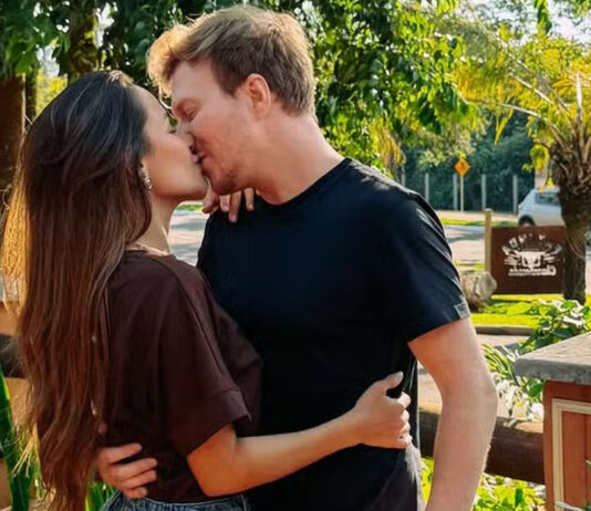 Gabi Luthai celebra quase 13 anos de relação com Teodoro Teló: ‘Sabor especial’