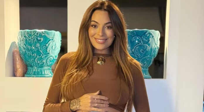 Monique Amin celebra reta final da gravidez com pintura especial na barriga: ‘Demais’