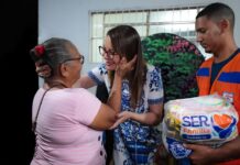 Virginia Mendes destaca importância de valorizar os idosos Respeitar, cuidar e valorizar quem ajudou a construir a história de Mato Grosso. Esse é o compromisso defendido pela primeira-dama do Estado, Virginia Mendes, ao falar sobre a importância das políticas públicas voltadas à população idosa.