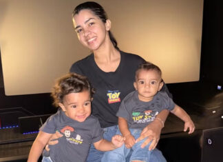 Ary Mirelle leva filhos ao cinema pela primeira vez para assistir Toy Story 5