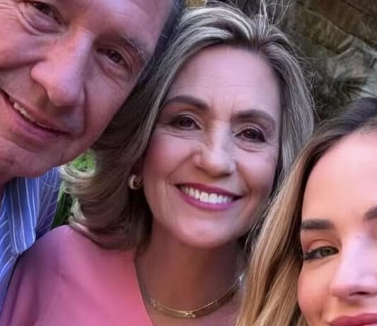 Gabi Martins revela que fez show após perder o padrinho: Fiquei sem chão