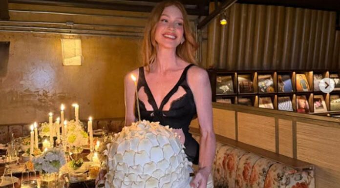 Marina Ruy Barbosa celebra aniversário ao lado da família, do noivo e de amigos