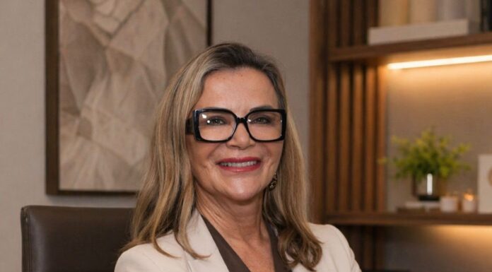 Sorriso saudável vai além da estética e influencia autoestima e bem-estar, diz especialista