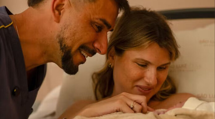 Julio Rocha anuncia nascimento da quarta filha, Esther: ‘Ahhhh que coisa mais linda!!’