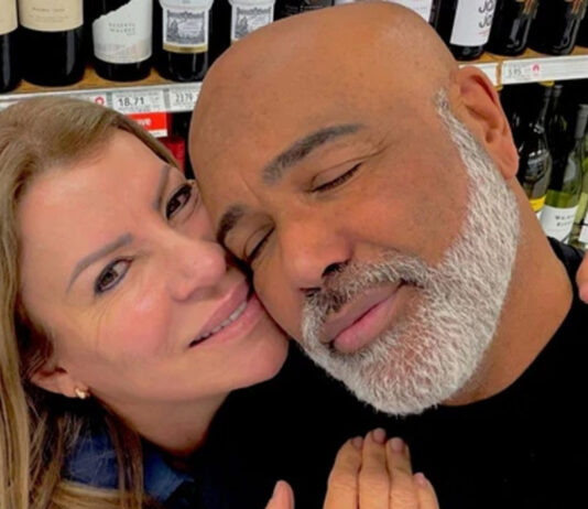 Esposa de Hick Sollo se despede do cantor após 42 anos juntos: ‘Me ajude a suportar’