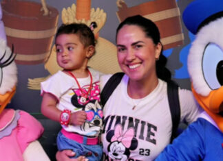 Graciele Lacerda se emociona ao ver encontro de Clara com Mickey e Minnie